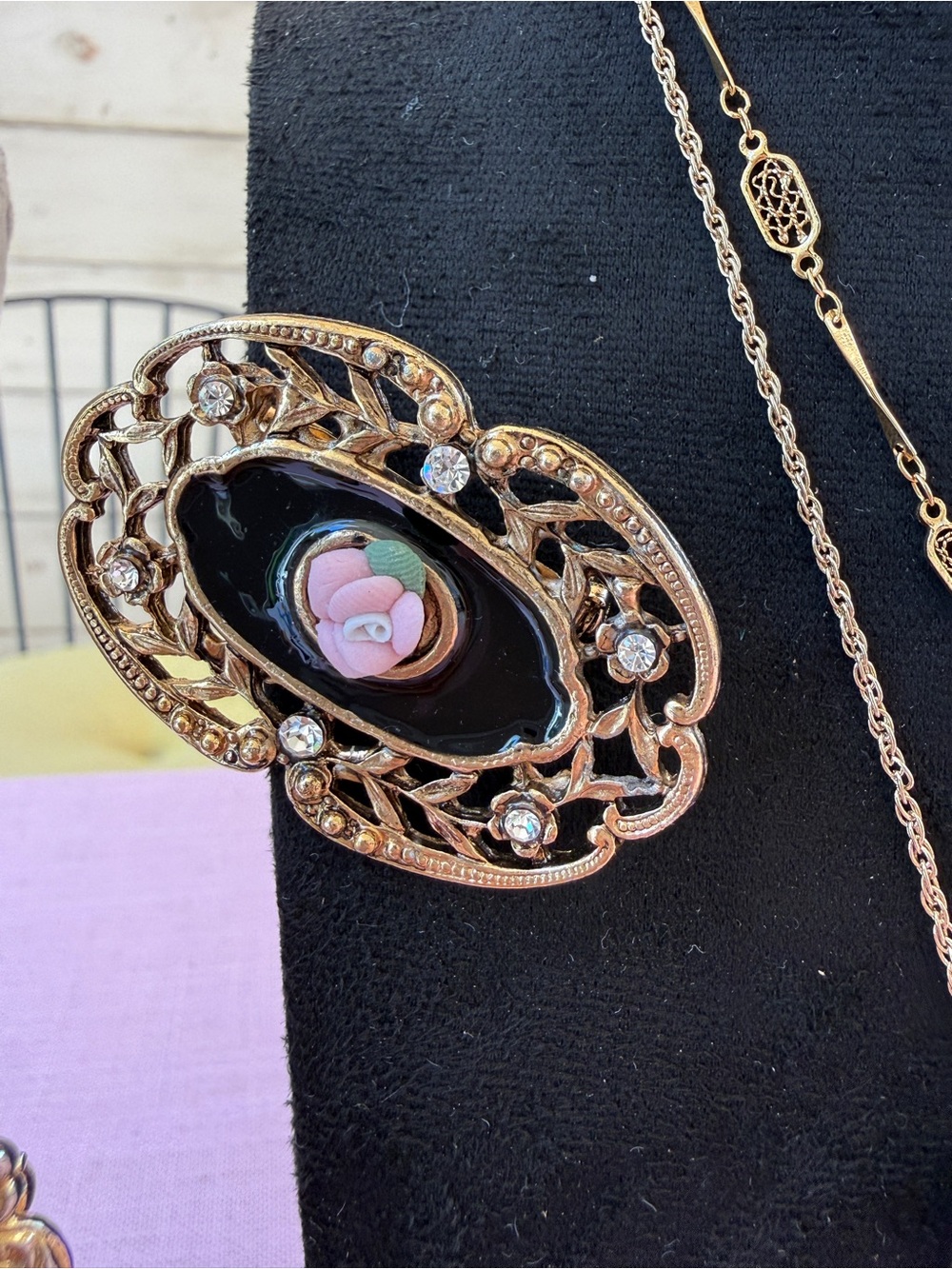 Vintage Jewelry lot 16 pieces|JOMAZ Avon Sarah Coventry|brooches Necklaces - Picture 13 of 16